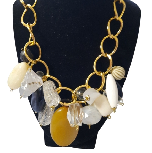 Elegant Gold and Cream Tone Stones Necklace - Picture 5 of 7